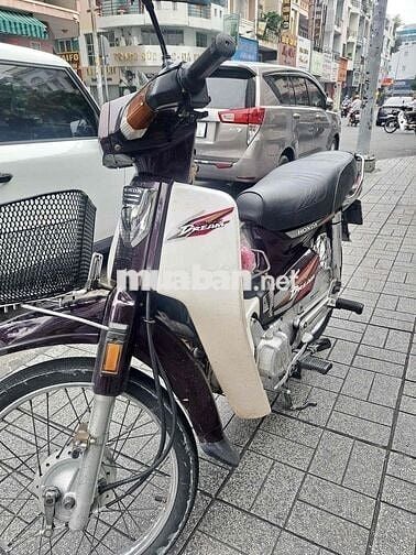 bán xe honda suppe dream2000/17tr300 chính chũđẹp
