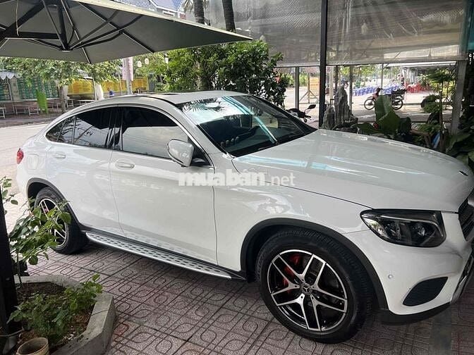 Mercedes Benz GLC 300 cuope Thể Thao Lịch Lãm