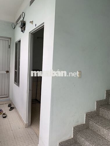 Phòng trọ 16m2 đường Nguyễn Giản Thanh