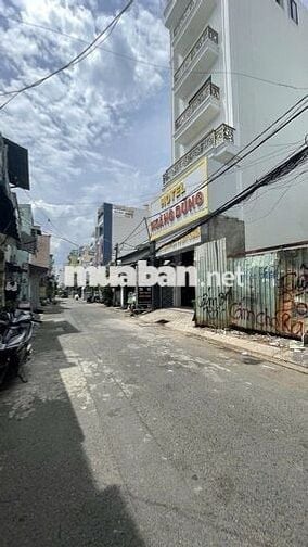 Bán Gấp Khách Sạn. 7 Tầng. Thu nhập 200tr. Ngay Khu Tên Lửa.