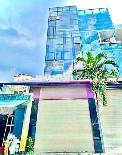 TÒA NHÀ ỐP KÍNH - 267B Phan Xích Long, Phường 7, PN - DTSD 484m2