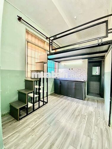 DUPLEX CỬA SỔ LỚN GIÁ RẺ GẦN IUH
