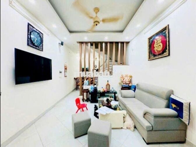 BÁN NHÀ PHÂN LÔ THỤY KHUÊ TÂY HỒ 39m 5 TẦNG MT 4m 8,8 TỶ, DÂN XÂY GẦN
