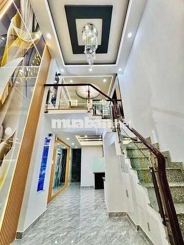 NHÀ MỚI ĐẸP LUNG LINH! Đường Thích Quảng Đức, Q.PN 5 tầng 105,7m2 sàn