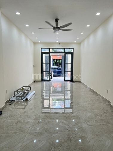 Cho thuê mặt bằng kinh doanh hoặc văn phòng 60m2 giá 20trieu có TL