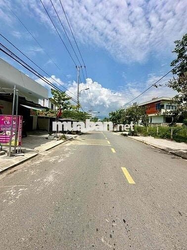 Bán đất đường nhựa 7m5 - Hoà Nhơn gần Uỷ Ban Xã