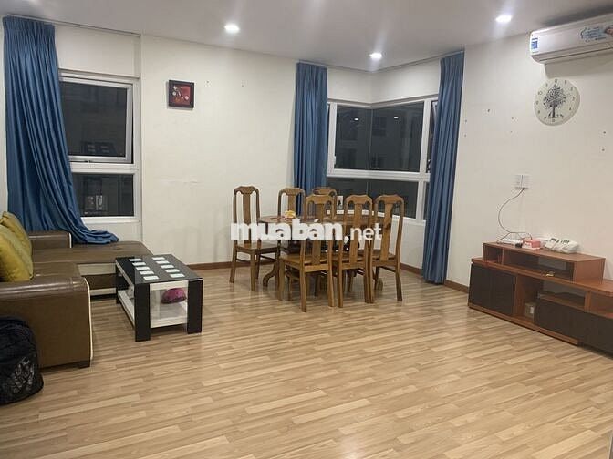 Một tổ ấm rộng rãi, tiện nghi với đầy đủ các dịch vụ thiết yếu.