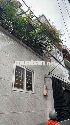 Bán nhà Q7- chợ Tân Thuận-50m2-5 tỷ 2- cầu tân thuận 1-3PN