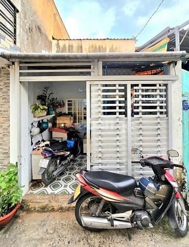 Gần Trường Tiểu Học Tân Quy 2, DT 3x9m