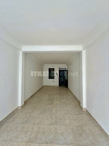 Bán nhà chim ưng là hẹn xem nhà cọc và giao nhà luôn