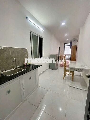 🔥CHO THUÊ PHAN XÍCH LONG-STUDIO-FULL NT-CỬA SỔ BAN CÔNG-25M2