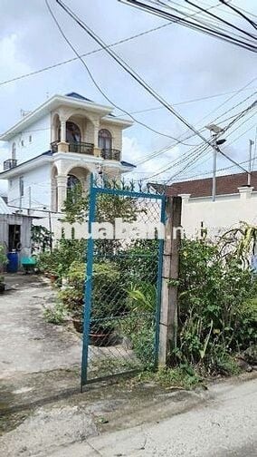 Nền thổ cư và đất ở mỹ khánh cách chợ 350m