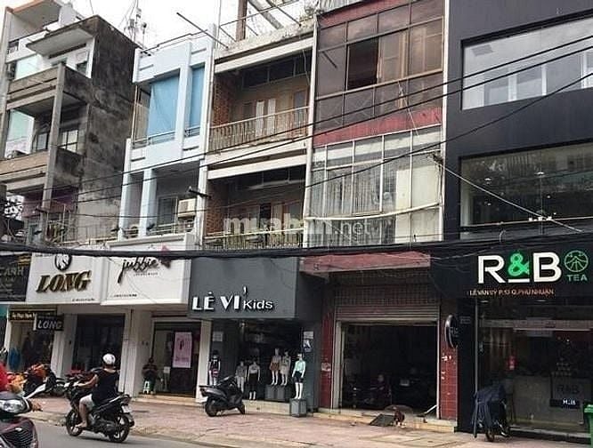 Hạ giá 5 tỷ bán gấp căn mặt tiền Hai Bà Trưng, Q. 3 - D tích: 4.5x20m
