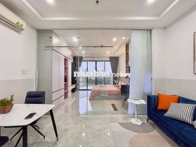 Căn hộ cao cấp 1 phòng ngủ ban công - Rộng 50m2 - Giữa trung tâm Q7
