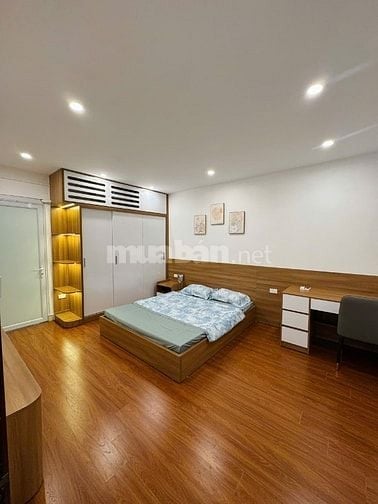 Tôi bán CHTT (Tầng 2) phố Vạn Bảo - Đội Cấn giá 4,59 Tỷ. 66m2 (2N+VS)