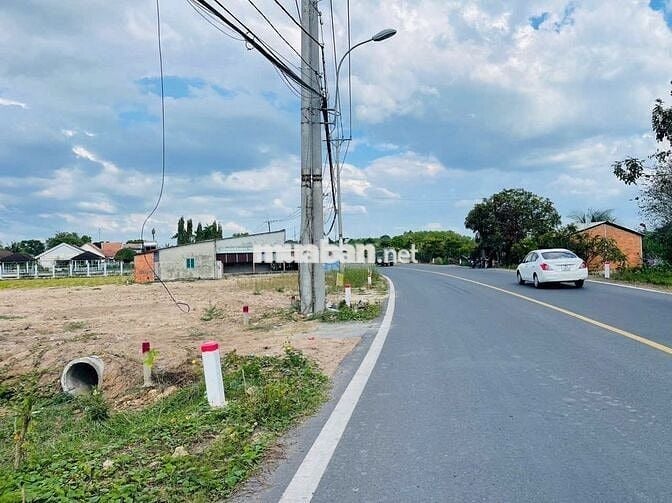 Thanh lý gấp lô đất 190m2 ngang 14m mặt tiền Tỉnh Lộ 7 giá 2tỷ150