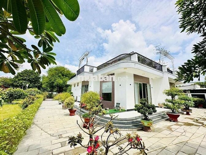 Biệt thự vườn 1/Nguyễn Thị Thảnh-Thới Tam Thôn-Hóc Môn.Dt 711m2~22,5ty