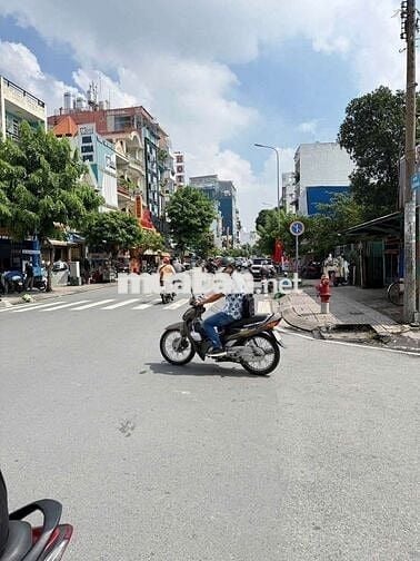 Nhà MT chợ an sương 5 x20m giá 11 tỷtl