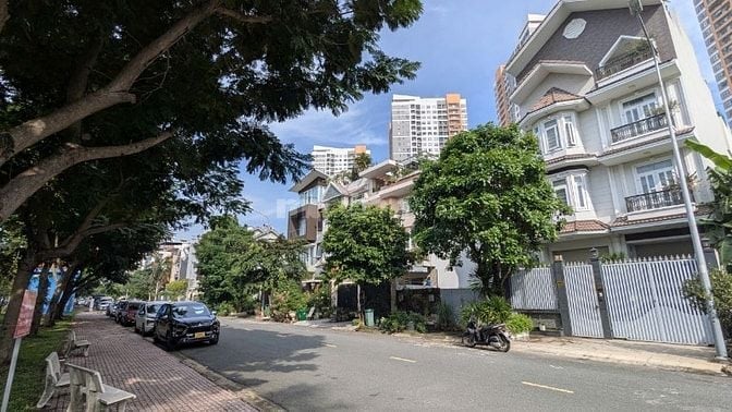 Mặt bằng kinh doanh trung tâm quận 2