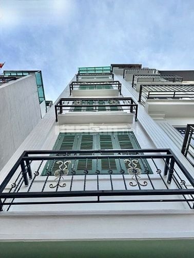 Bán nhà khu phân lô Kim Đồng , Dt 62 , Mt 5,6m nhà mới 7t thag máy 