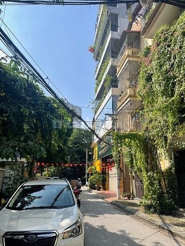 Bán tòa nhà văn phòng phố Lạc Trung, P/Lô, vỉa hè ô tô tránh, 78m2, 8t