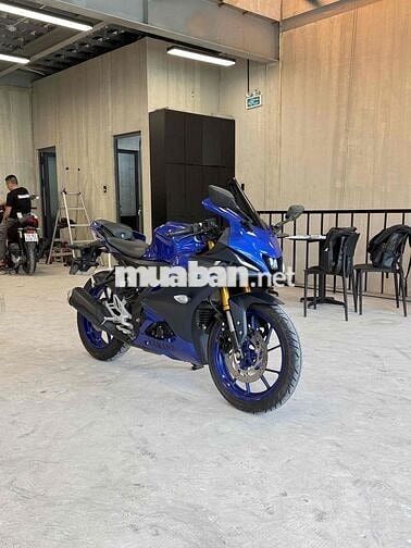 Cần bán Yamaha R15 V4 – đăng ký 2023, odo 4.800 km
