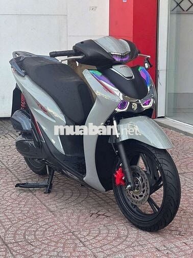 Bán xe sh125i bản thể thao, mới chạy 15 ngày thôi