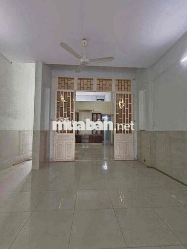 CHO THUÊ 5x35  GẦN PHAN VĂN HỚN - XUÂN THỚI THƯỢNG - GIÁ 8 TRIỆU