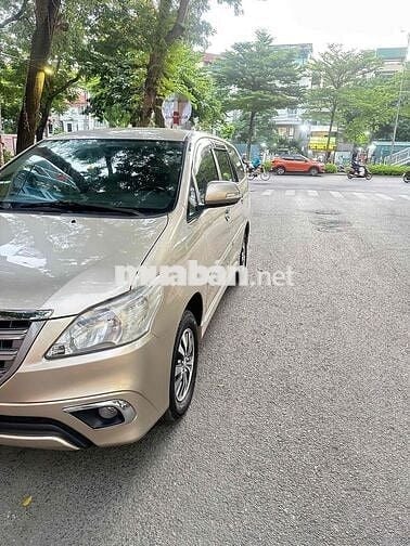 A Tùng bán Toyota Innova Dk 2017 2.0 đẹp mê ly