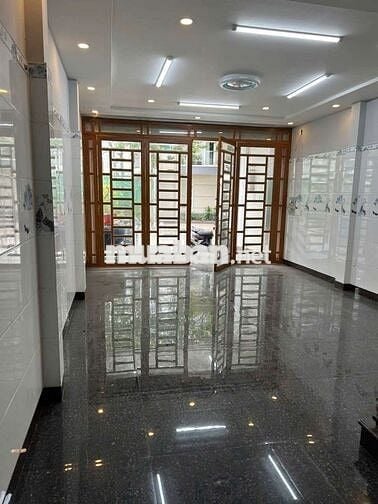 Bán Nhà có thang máy Khu Tên lửa Tân Tạo 5x20. 4 tấm 11 tỷ