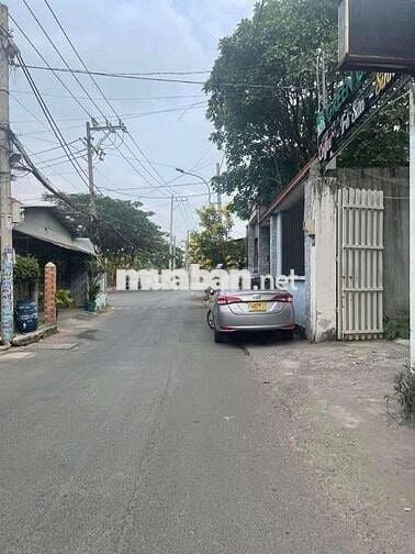 NHÀ LÔ GÓC LINH CUÂN DT 50M2 GIÁ NHỈNH 3 T.Ỷ