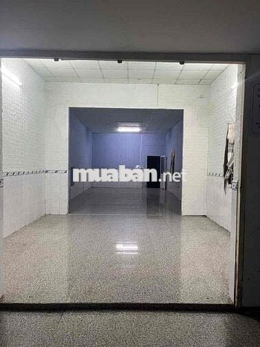 Nhà 250m2 trống suốt hẻm Đồng Văn Cống