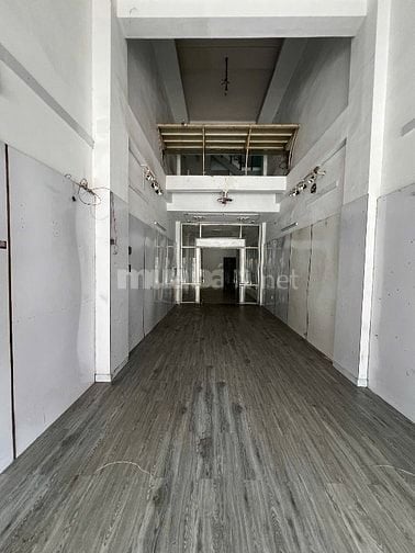 Cho thuê nguyên căn nhà mặt tiền