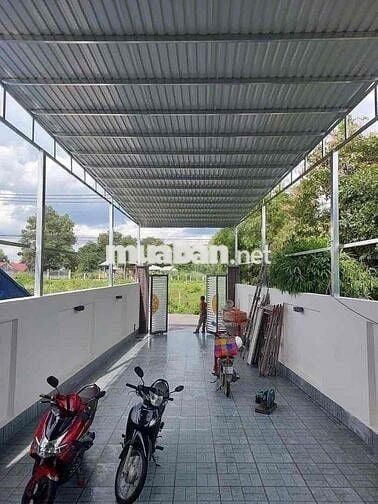 nhà sổ riêng ,mặt tiền thông tại phước hải thái hoà tân uyên