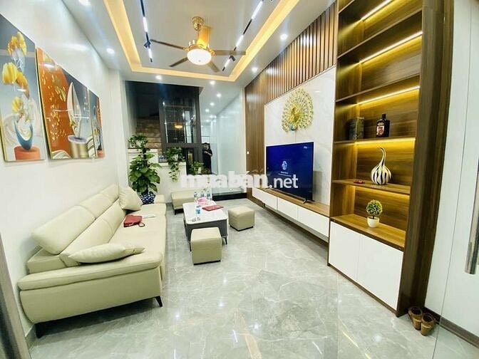 NHÀ ĐẸP HOÀNG MAI, 65M2, THANG MÁY, FULL NỘI THẤT, CHỈ 12.5 TỶ