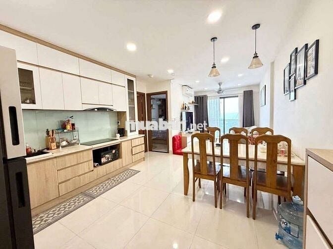 Bán chung cư Gateway tầng cao View biển 74m2