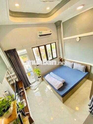 Phòng Đẹp, Thoáng, Ô Tô Đậu Tận Cửa Vị trí: Nguyễn Gia Trí, Bình Thạnh