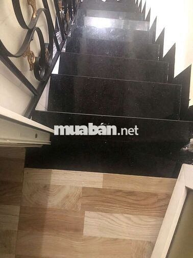 Nhà sát hẻm xe hơi hẻm 158 Phạm Văn Chiêu dt 4x9m đúc lững