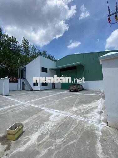 GIỚI THIỆU:  CHO THUÊ XƯỞNG TÂN UYÊN 2.250m2