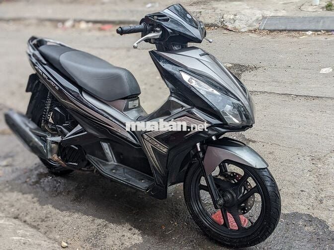 Xe máy Honda Air Blade 2015 đen xám thể thao
