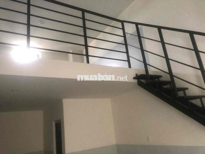 phòng mới xây DT 42m cách trường ĐHTDM 200m