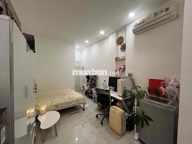 Pass phòng full nội thất, ở ngay trung tâm