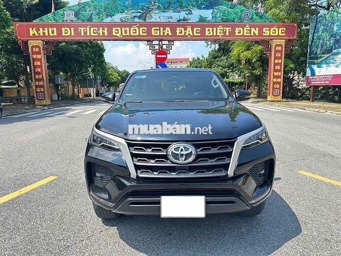 Toyota Fortuner 2.4L 4x2MT cuối 2022. Mới Quá