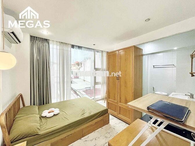 Cho Thuê Căn Studio Cao Cấp - Cửa Sổ Lớn Ngay Trường Sa Hoàng Sa Mới