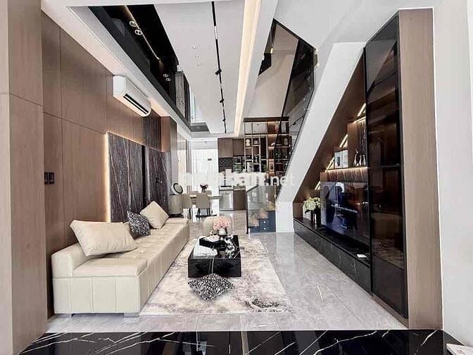 NHÀ ĐẸP HIẾM CÓ Ở NHÀ BÈ – FULL NỘI THẤT CAO CẤP, CHUẨN BIỆT THỰ MIN