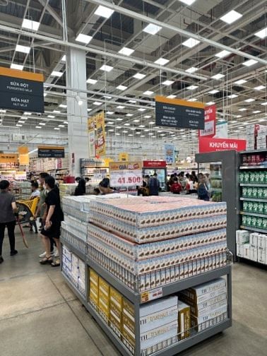 ĐẾN DỊP LỄ VÀ CUỐI NĂM BỔ SUNG NHÂN VIÊN THỜI VỤ VÀ CHÍNH THỨC.