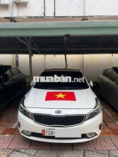 Kia Cerato 2017 1.6 MT - 111000 km