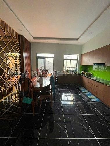 Nhà 3 tầng lệch tầng 5x23m, Huỳnh Tấn Phát – Nhà Bè, ô tô ngủ nhà,