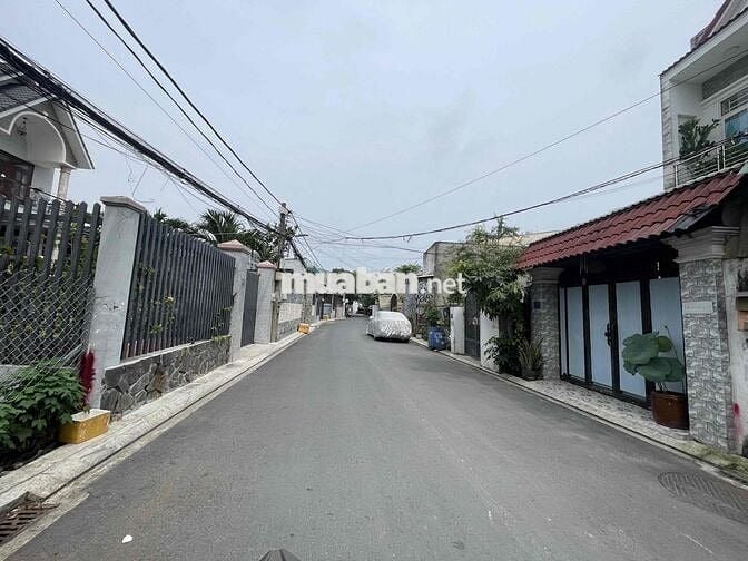 BÁN NHÀ 3 TẦNG - MẶT TIỀN ĐƯỜNG SỐ, P HIỆP BÌNH PHƯỚC, THỦ ĐỨC.
