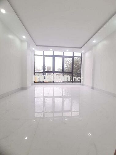 Cho thuê nhà a75 Bạch đằng, p2. Dt. 4x16m 1 t 1 lầu. 15tr